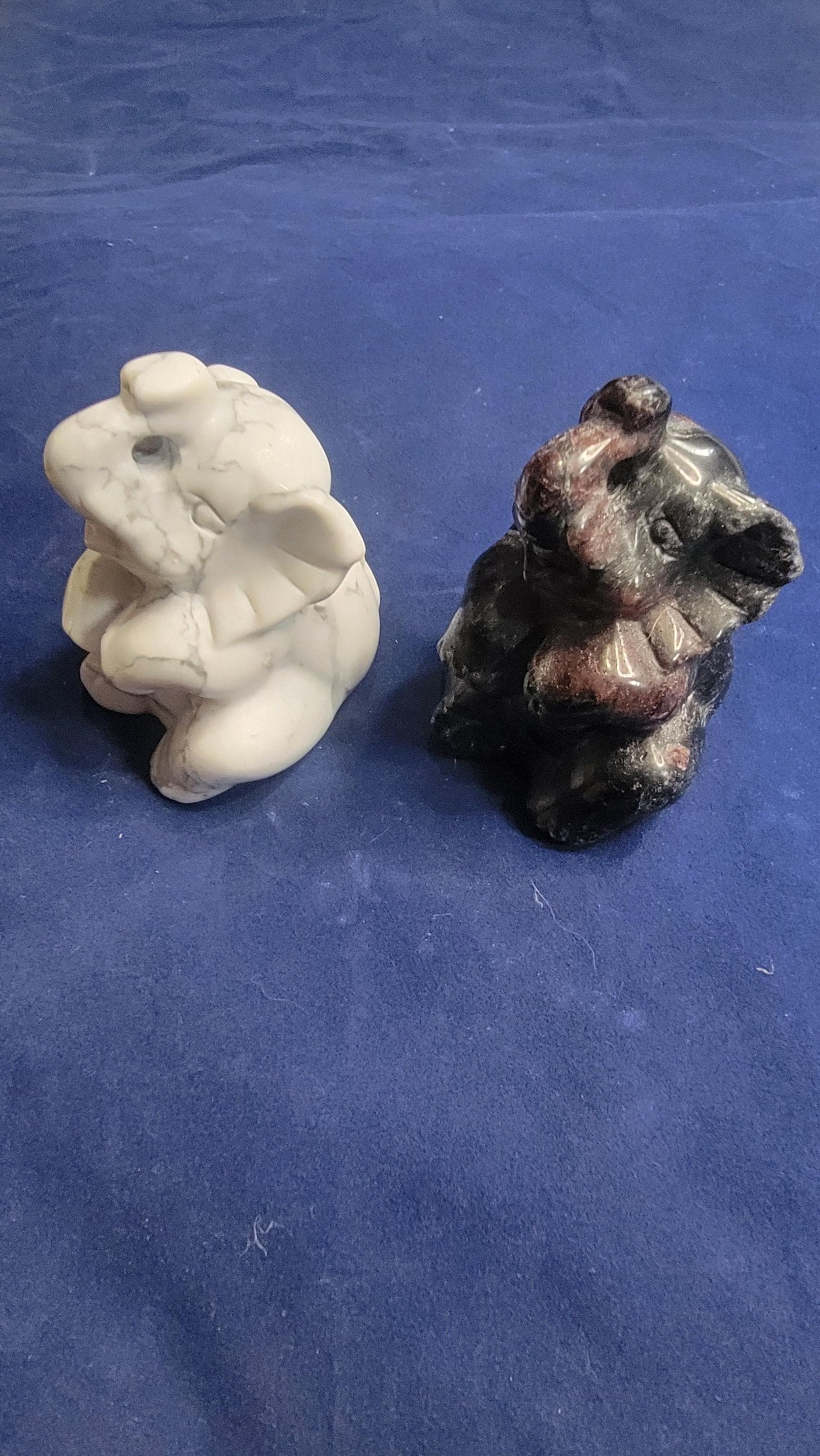 olished Gemstone Elephant Figurine - Ruby Zoisite or Howlite 2" Carving — Howlite