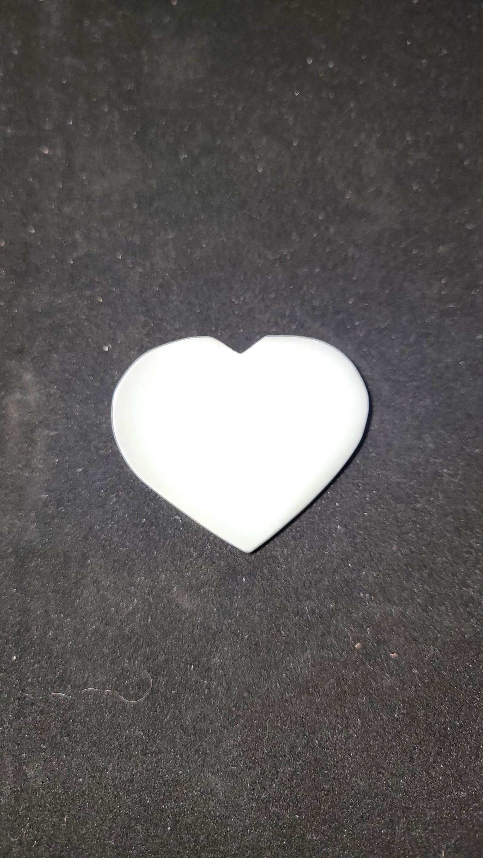 UV Glow Selenite Heart – Polished Worry Stone, Cleansing Crystal (2x2.5") — photo 3 of 4